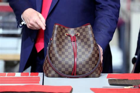 salary for louis vuitton sales associates|louis vuitton sales associate salary.